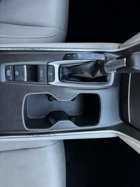 Used 2021 Honda Accord LX image 21