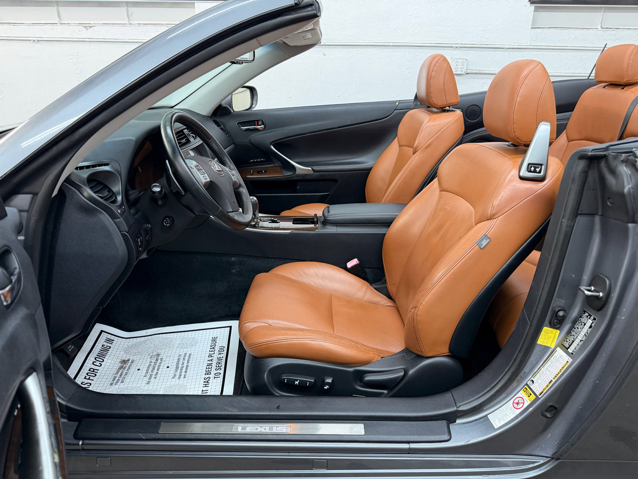 Used 2012 Lexus IS 250C image 14