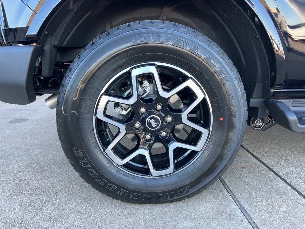 New 2025 Ford Bronco Outer Banks image 7