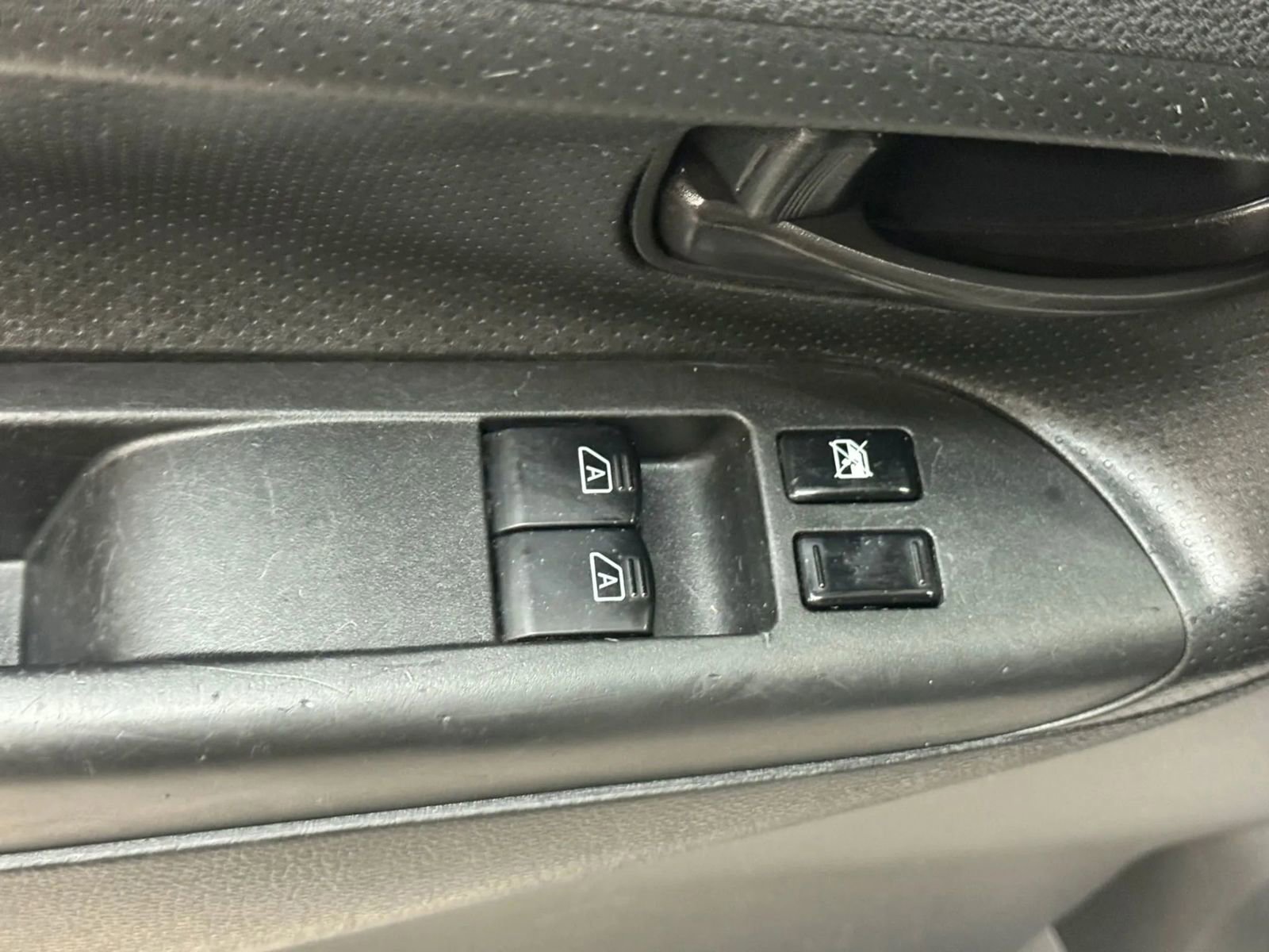 Used 2017 Nissan NV200 S image 15