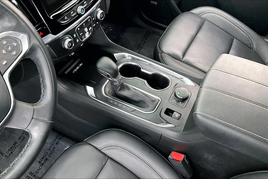 Used 2023 Chevrolet Traverse LT w/ LT Premium Package FWD image 17