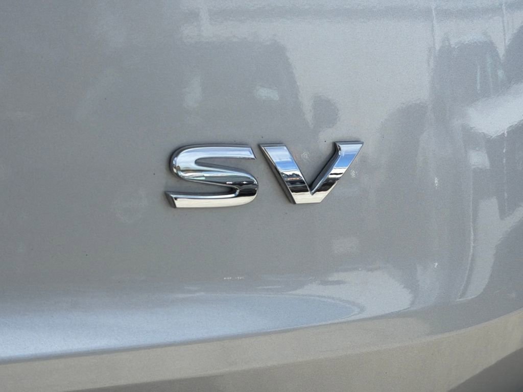 Used 2023 Nissan Rogue SV w/ SV Premium B Package image 11