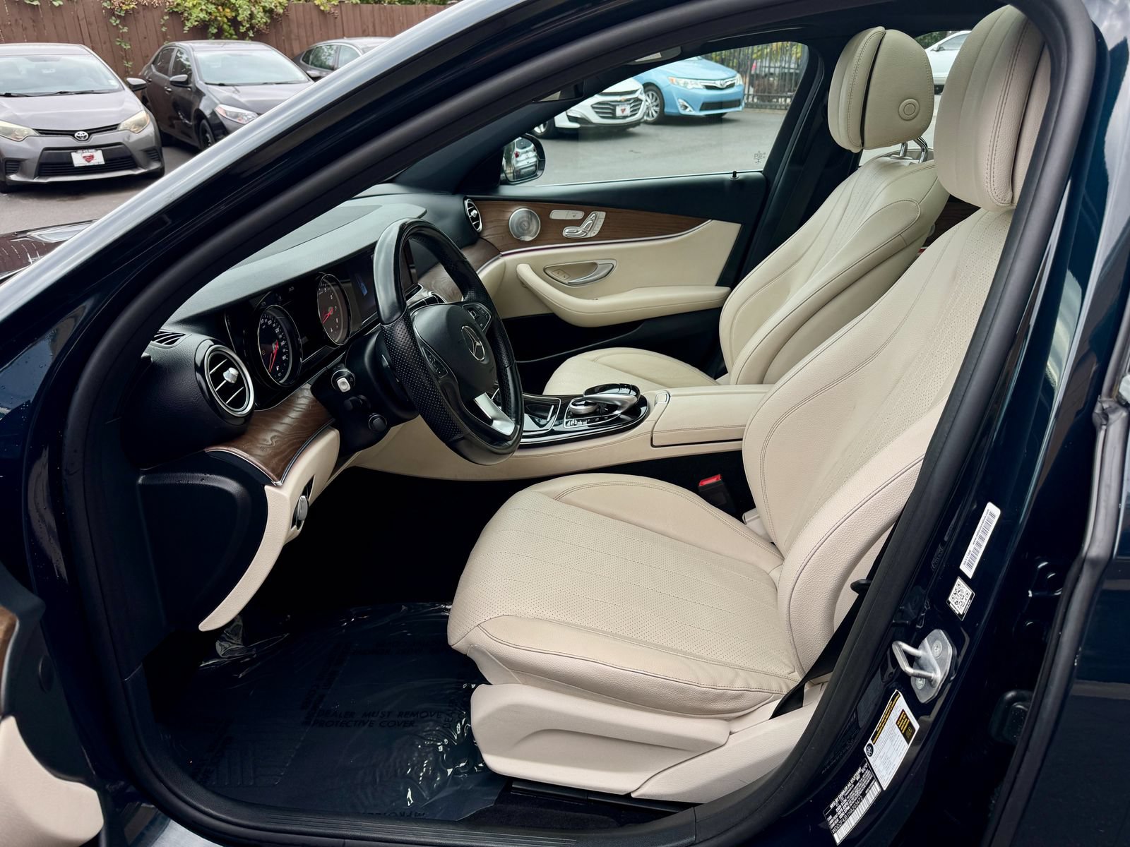 Used 2017 Mercedes-Benz E 300 image 9