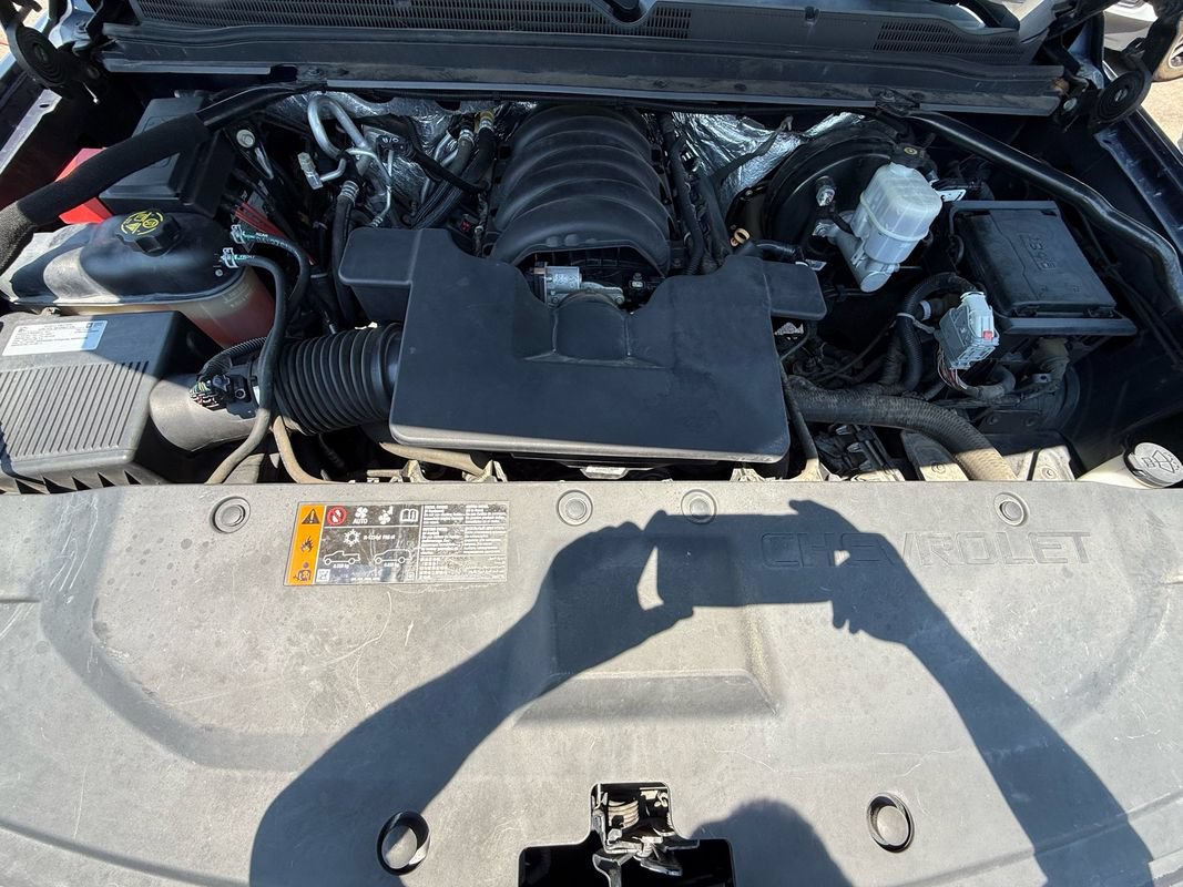 Used 2018 Chevrolet Tahoe Premier AWD/4WD image 25
