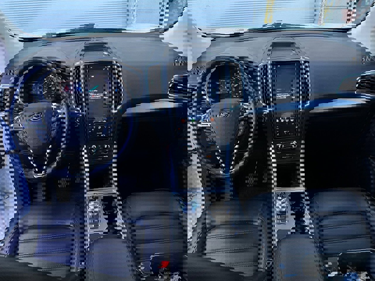 Used 2024 Ford Edge SEL image 12