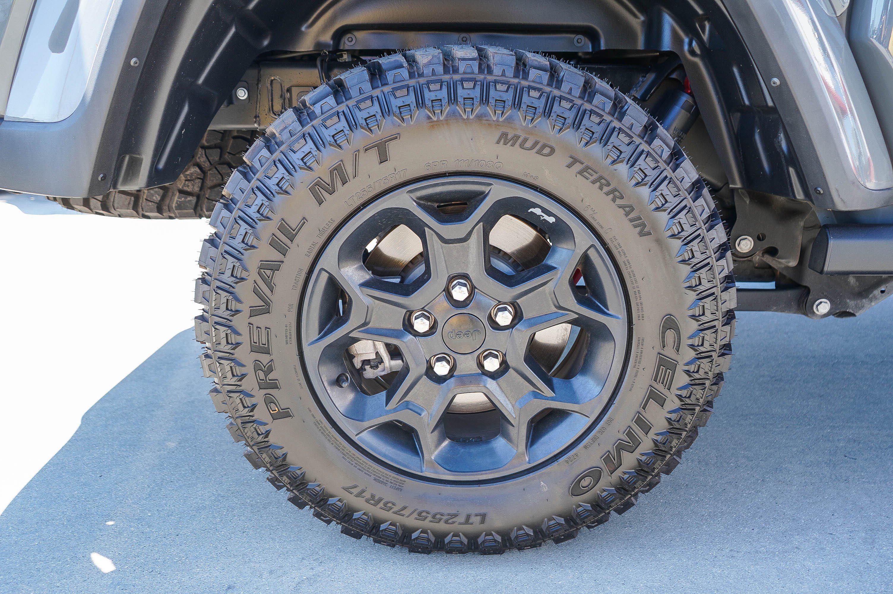 Used 2023 Jeep Gladiator Sport AWD/4WD image 10