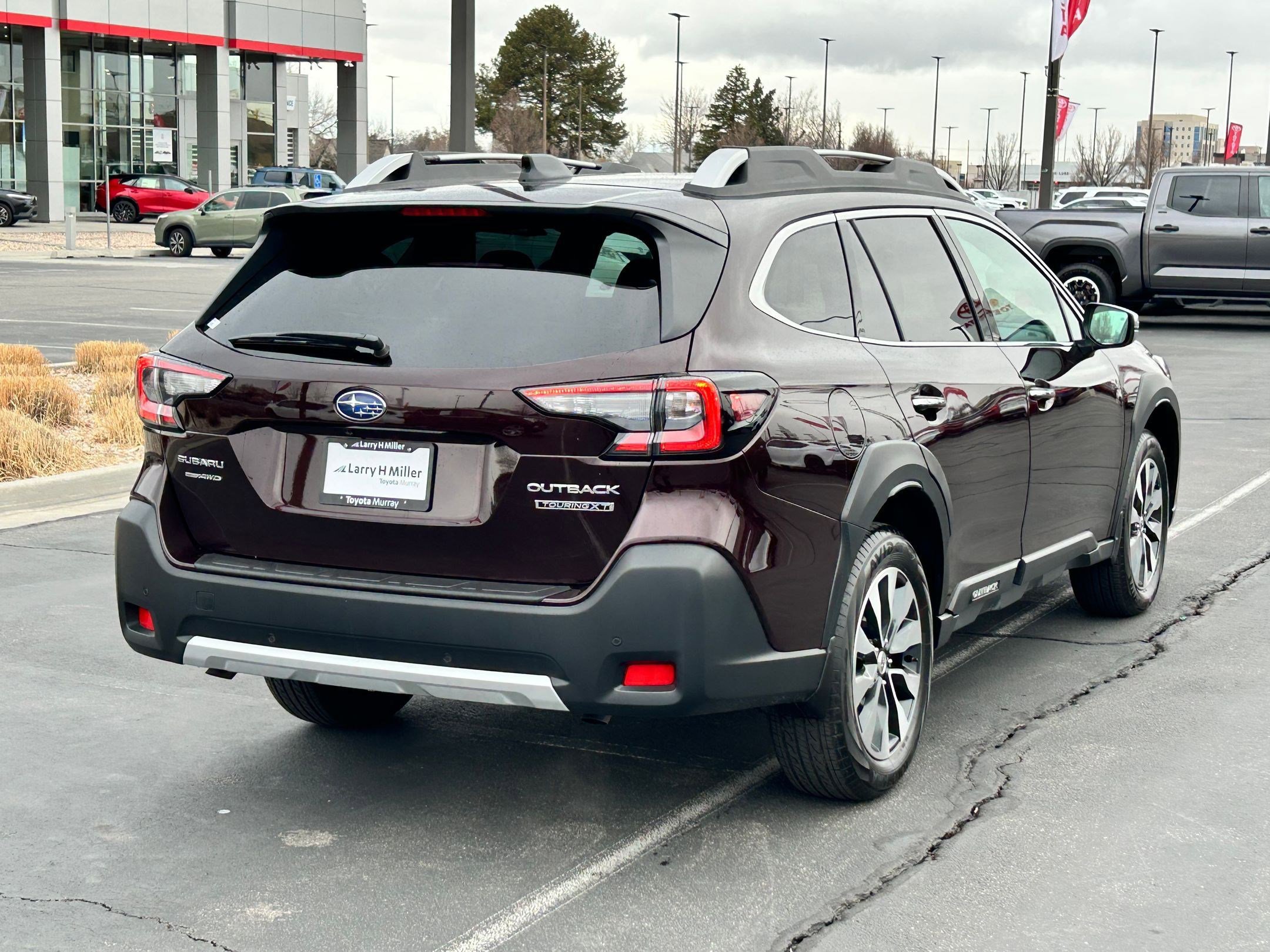 Used 2025 Subaru Outback Touring XT w/ Popular Package #2 image 5