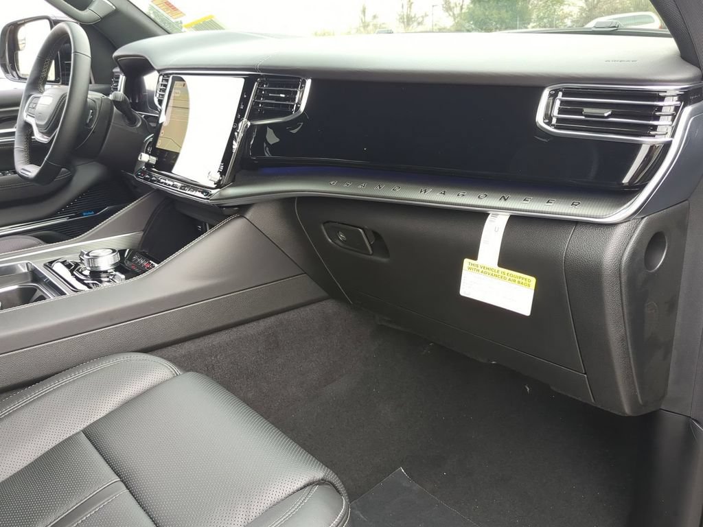 New 2026 Jeep Grand Wagoneer Summit w/ Rear Seat Video Group I AWD/4WD image 22