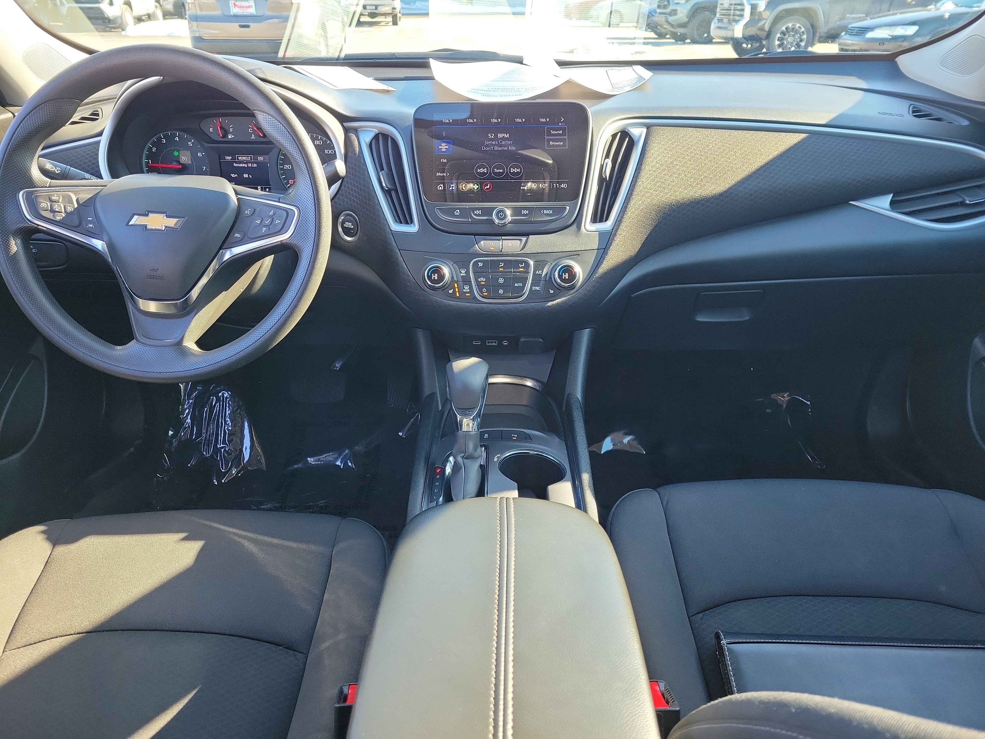 Used 2024 Chevrolet Malibu LT image 9