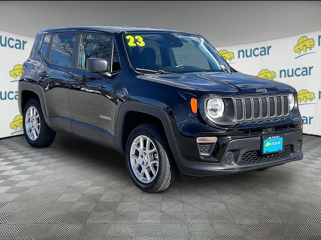 Used 2023 Jeep Renegade Latitude AWD/4WD video 1