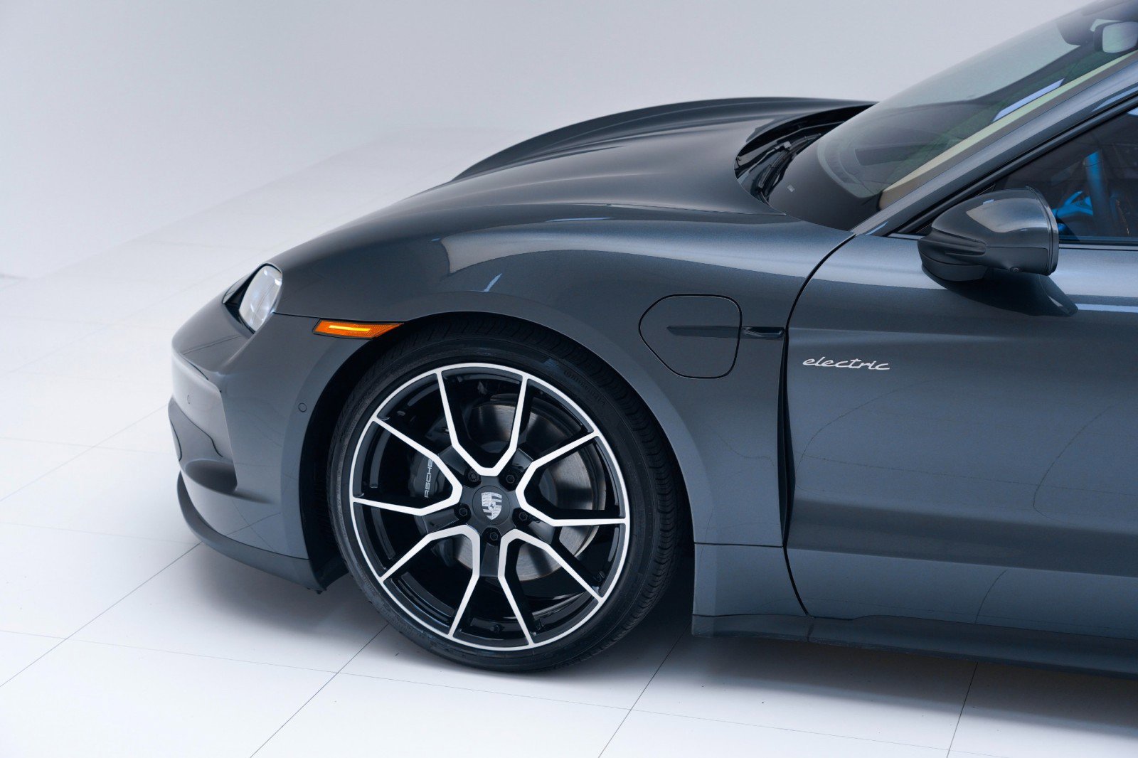 New 2026 Porsche Taycan image 11