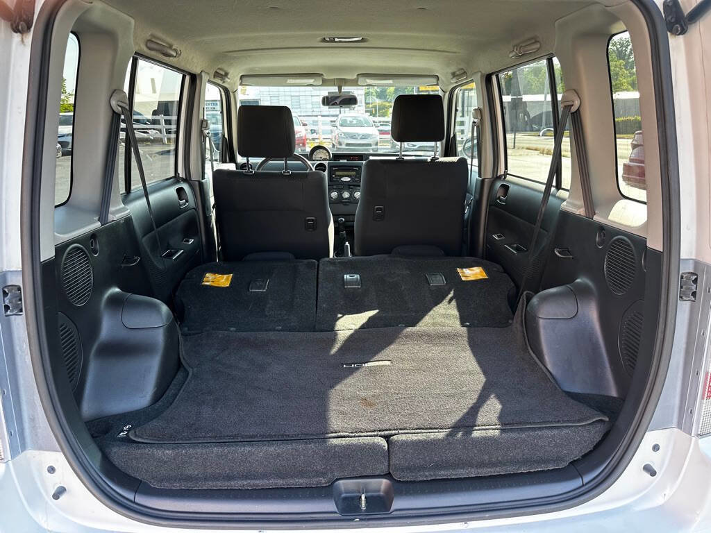 Used 2005 Scion xB FWD image 17