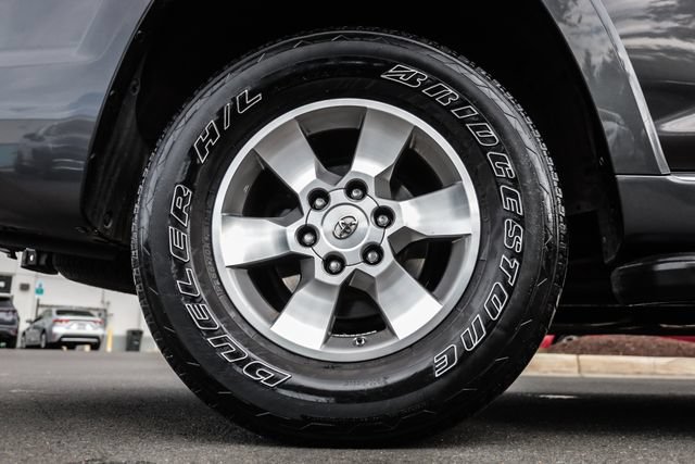Used 2013 Toyota 4Runner SR5 w/ Convenience Pkg AWD/4WD image 11