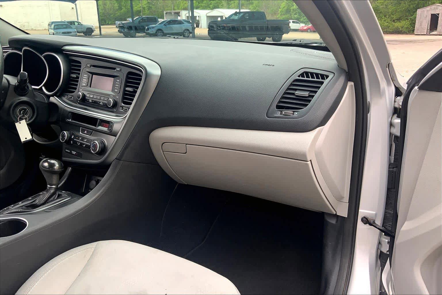 Used 2014 Kia Optima LX FWD image 19