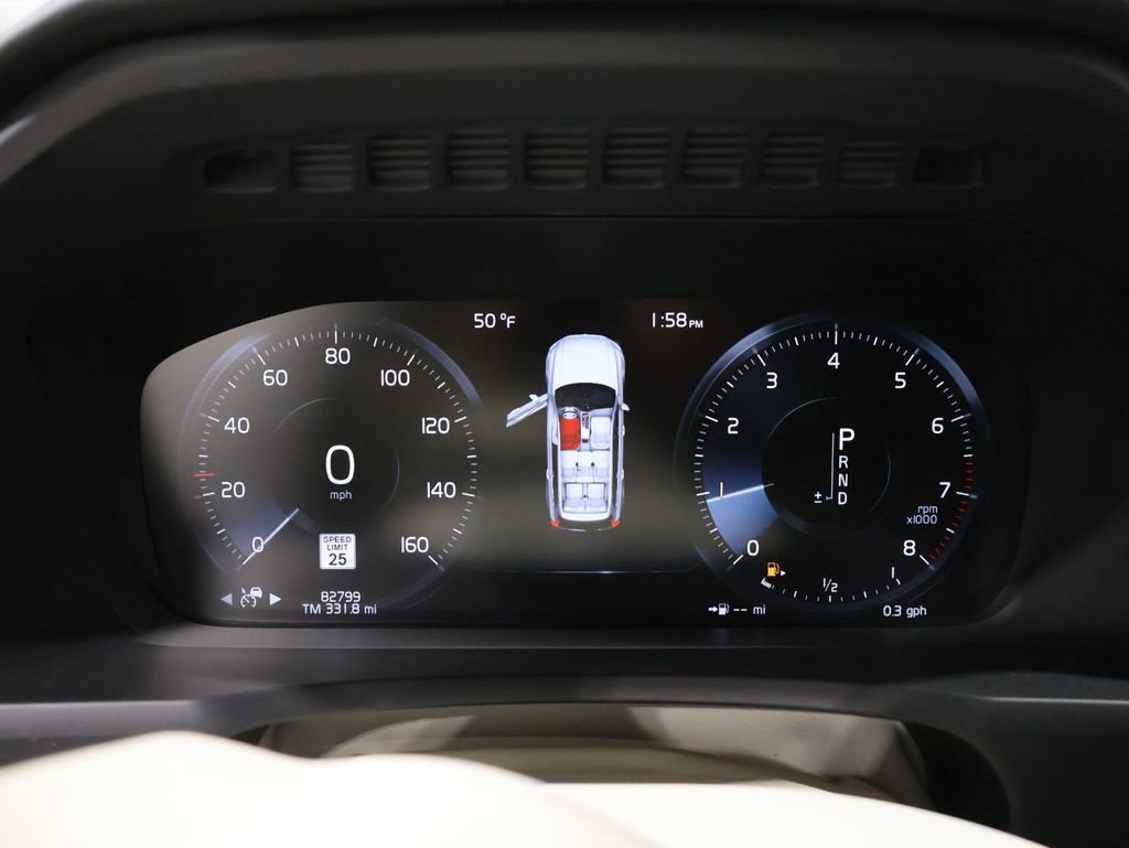 Used 2020 Volvo XC90 T6 Momentum image 41