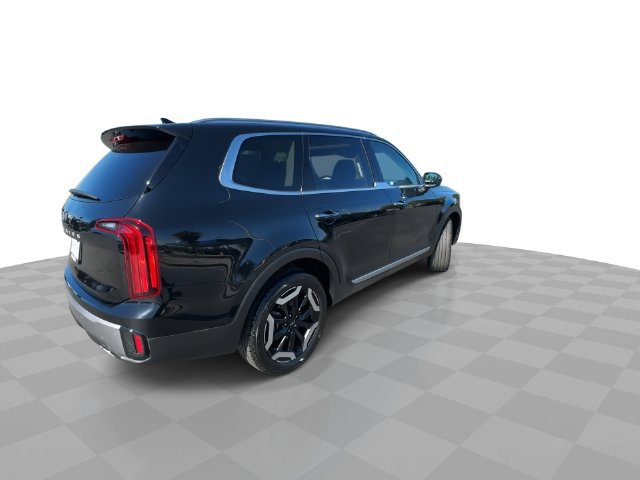 Used 2025 Kia Telluride S FWD image 8