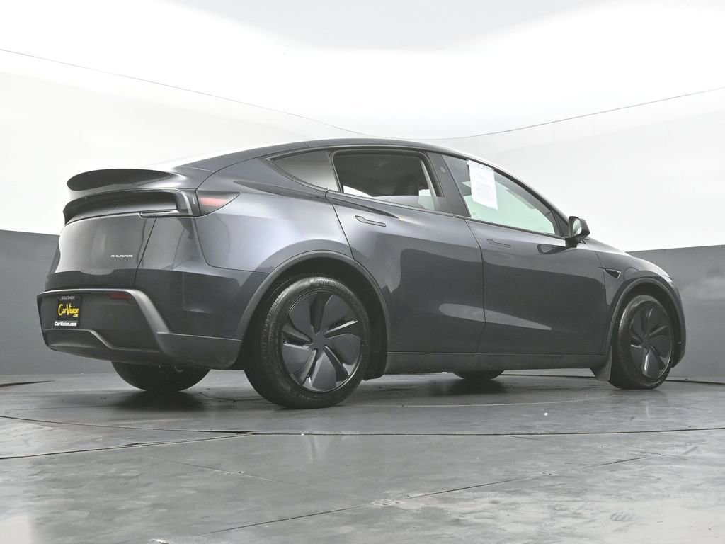 Used 2026 Tesla Model Y Long Range image 43
