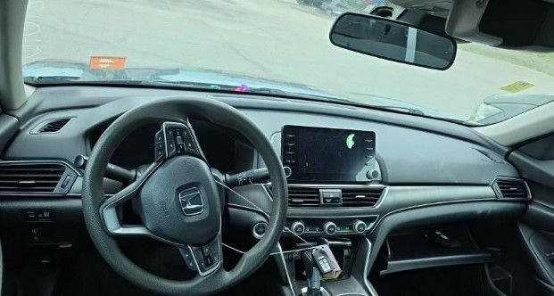 Used 2022 Honda Accord LX image 2