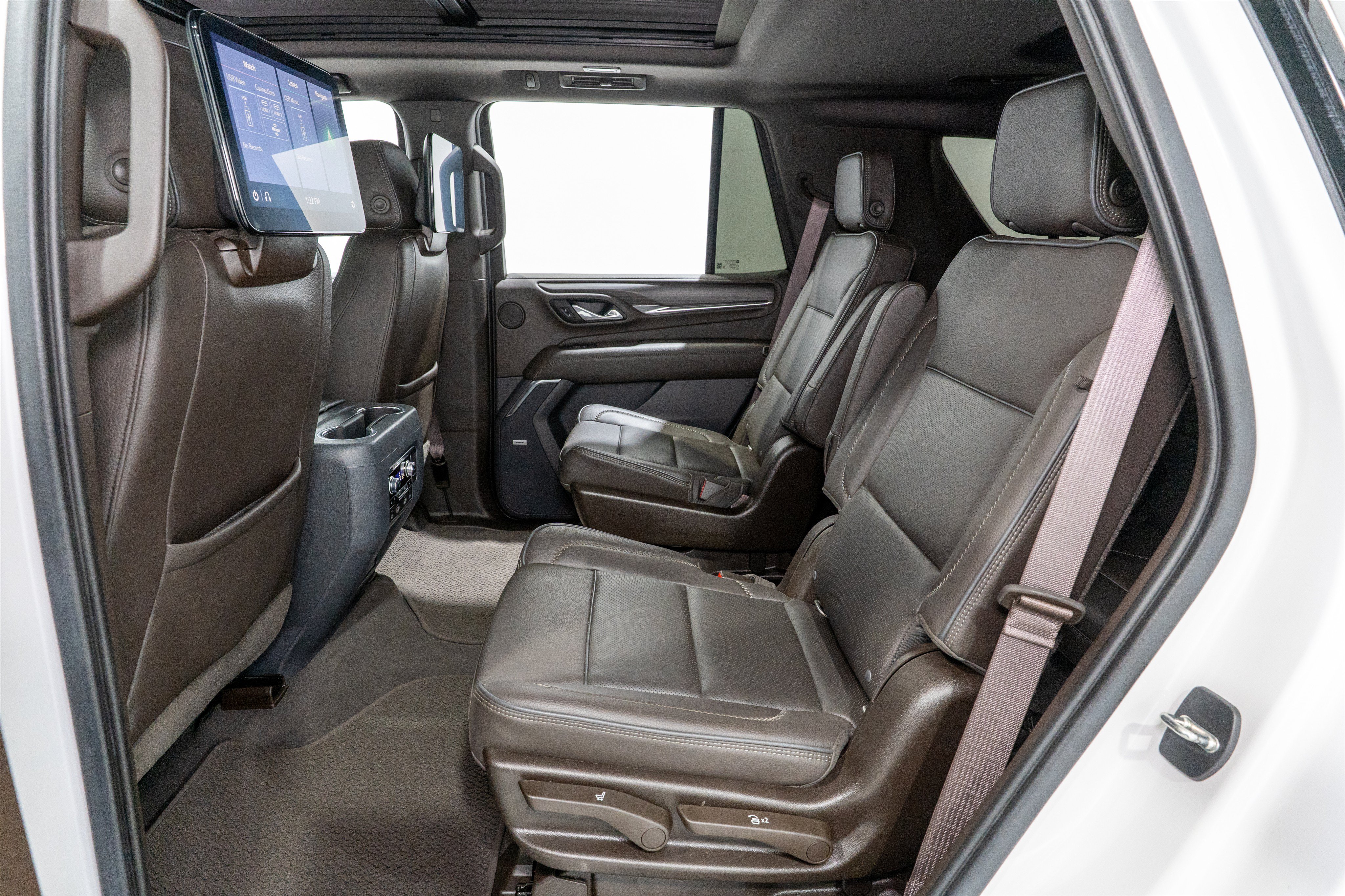 Used 2021 GMC Yukon Denali AWD/4WD image 34