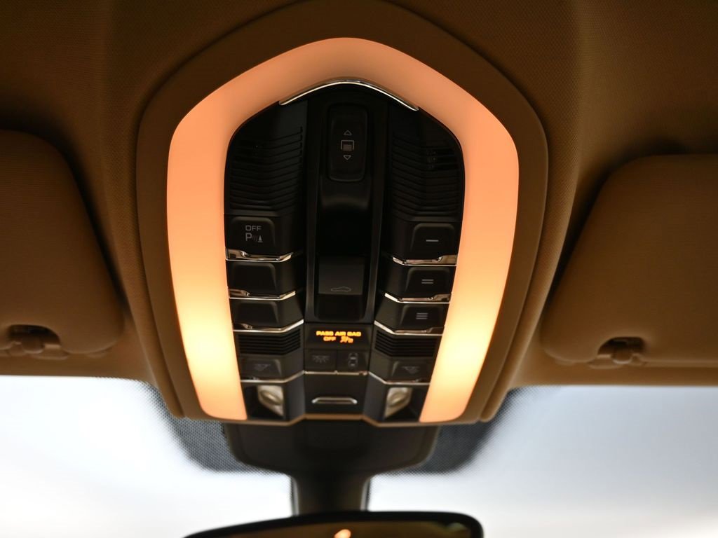 Used 2014 Porsche Cayenne Diesel image 10