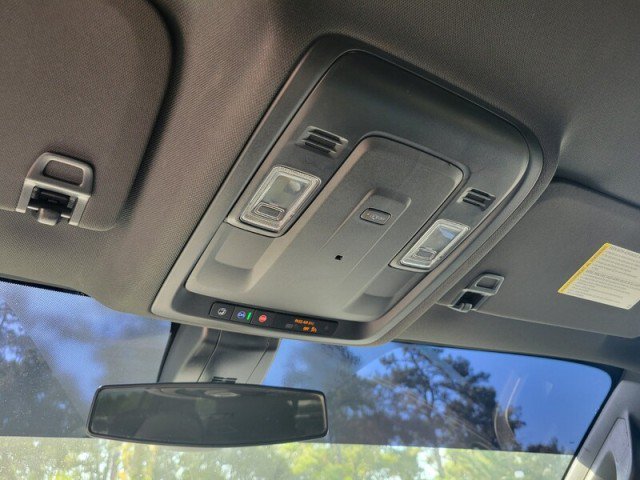 Used 2021 Chevrolet Tahoe LS RWD image 17