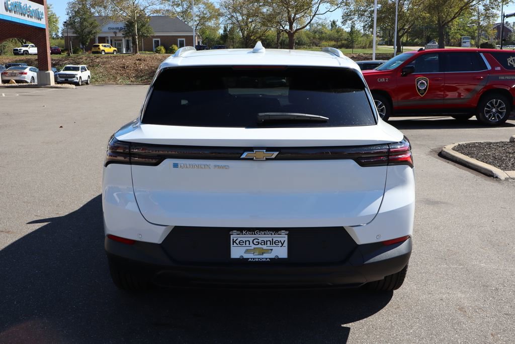 New 2026 Chevrolet Equinox EV LT image 33