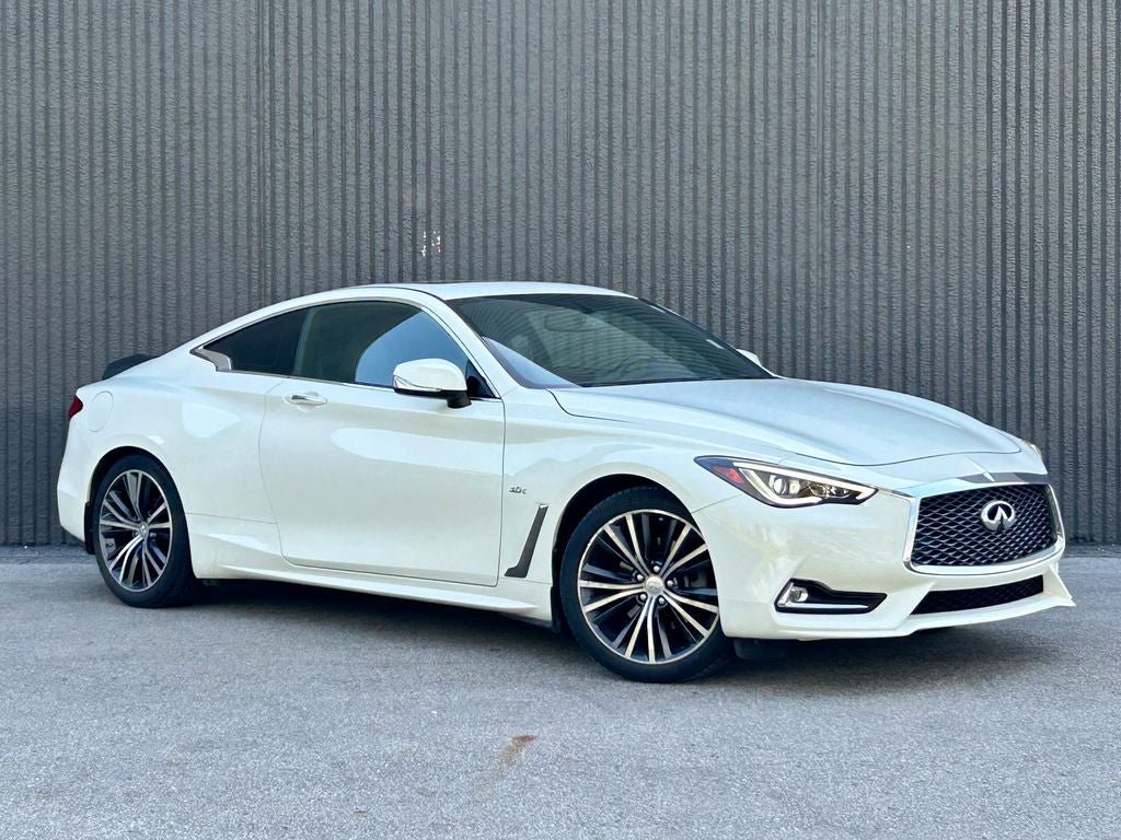 Used 2017 INFINITI Q60 w/ Cargo Package AWD/4WD image 8