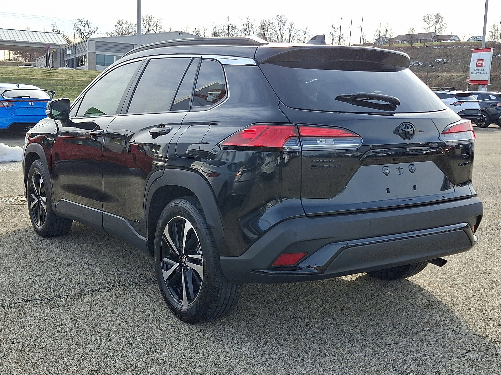 Certified 2023 Toyota Corolla Cross AWD Hybrid image 4