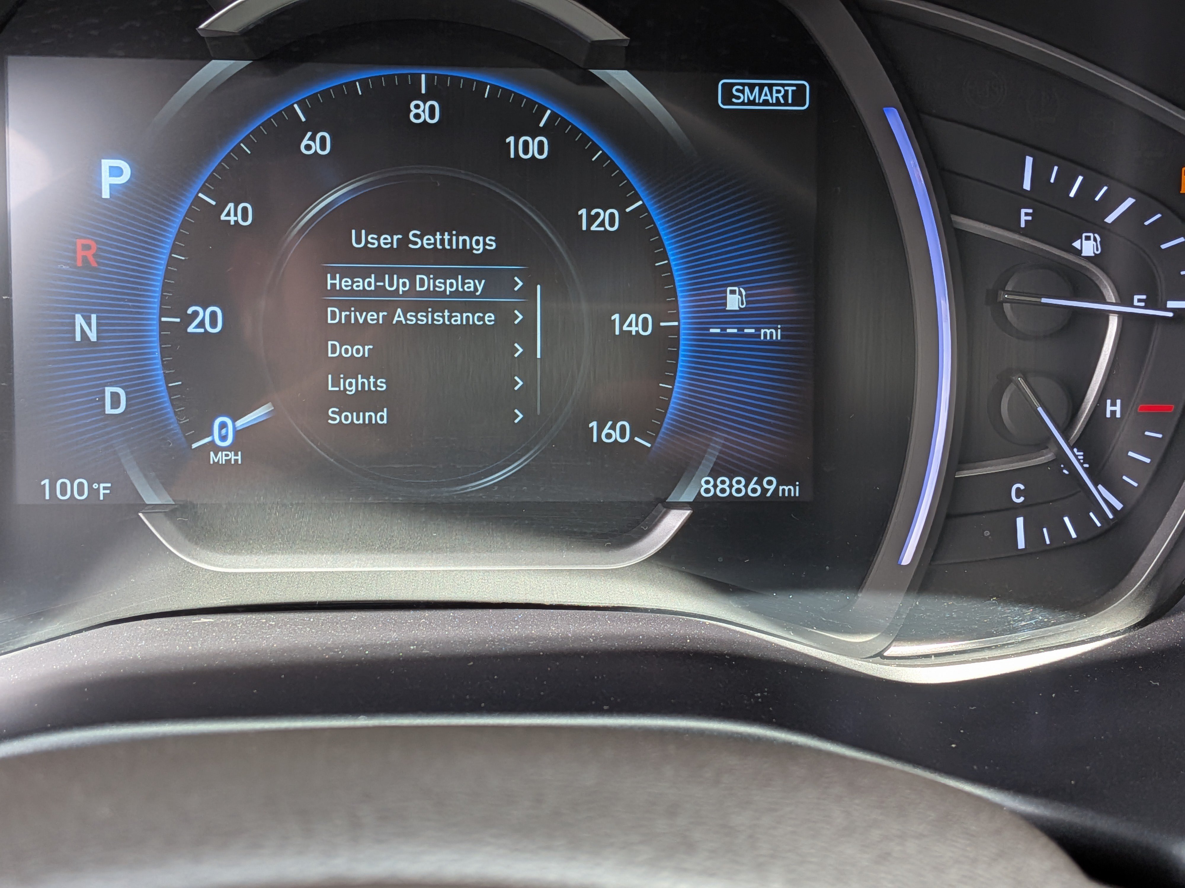 Used 2020 Hyundai Santa Fe Limited FWD image 29
