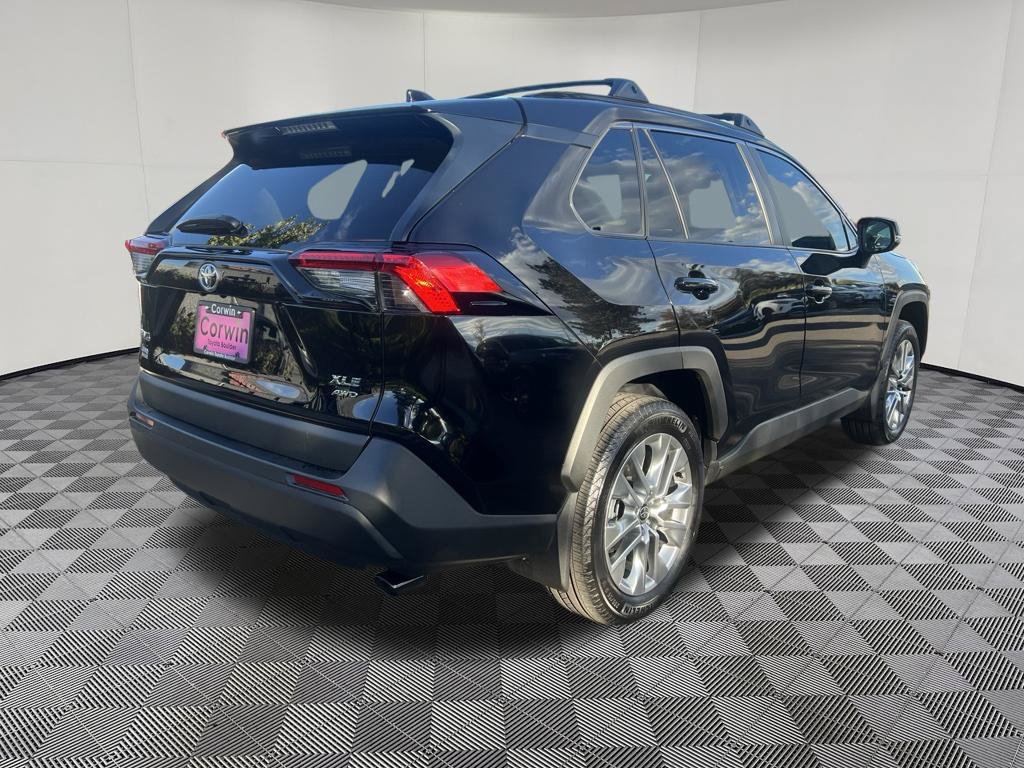 Used 2025 Toyota RAV4 XLE Premium w/ Weather Package AWD/4WD image 8