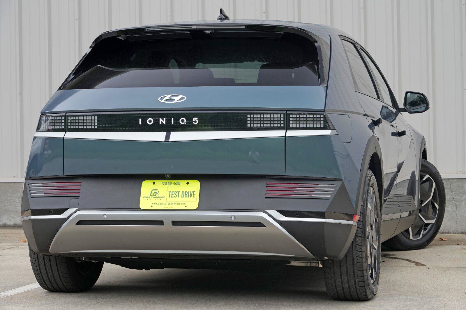 Used 2024 Hyundai Ioniq 5 SEL RWD image 4