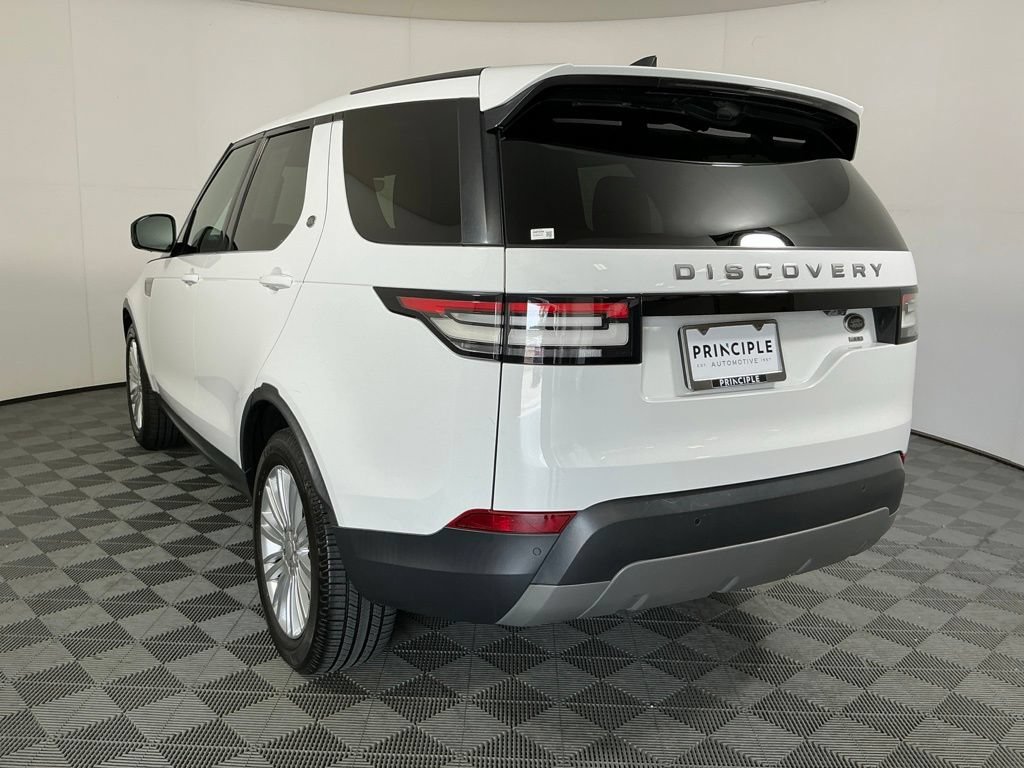 Used 2017 Land Rover Discovery SE AWD/4WD image 7