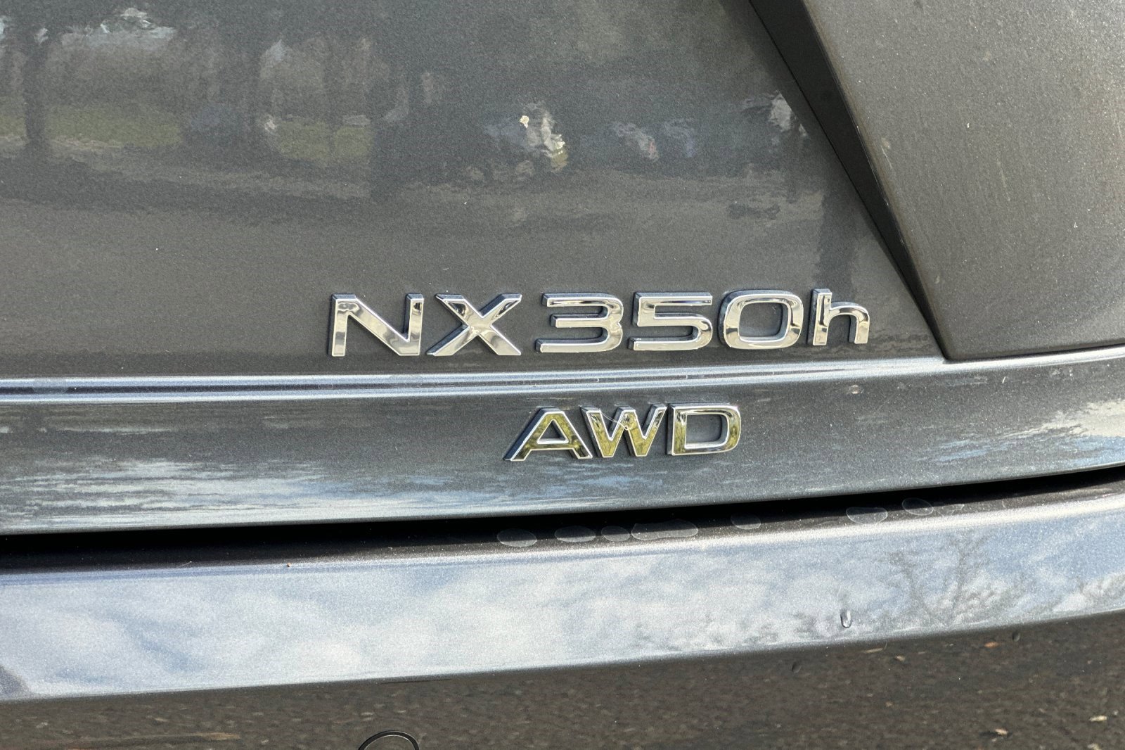 Used 2025 Lexus NX 350h AWD w/ Premium Package image 39