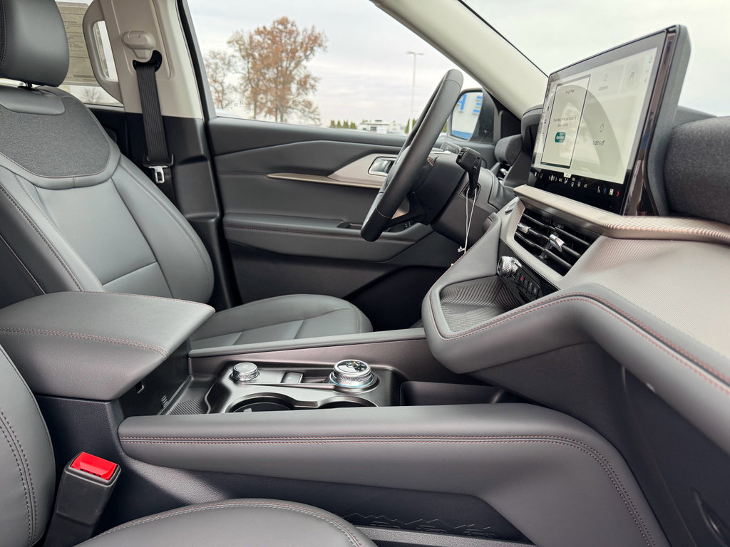 New 2026 Ford Explorer Active w/ Active Comfort Package image 16