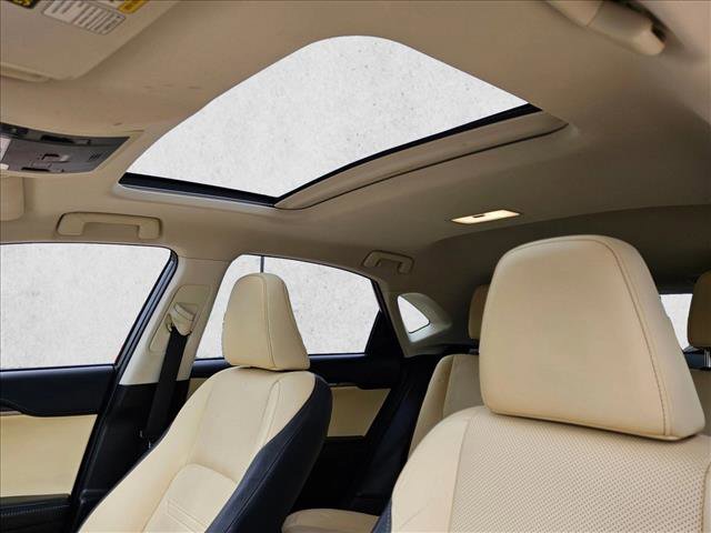 Used 2015 Lexus NX 200t FWD w/ Luxury Package image 16