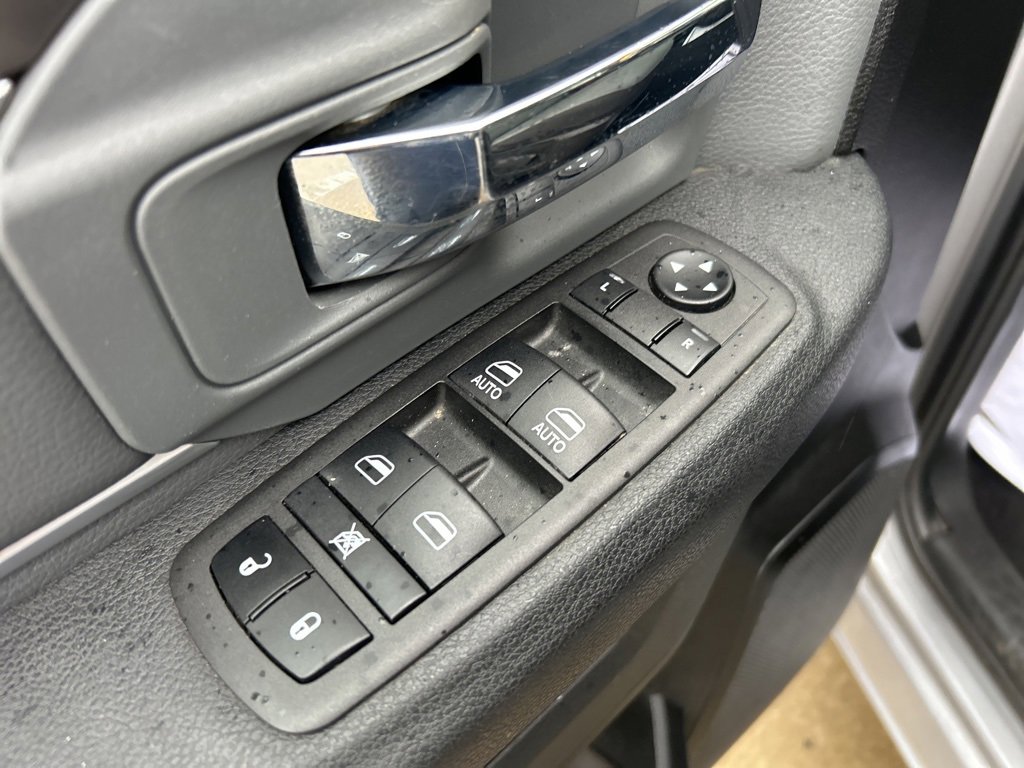 Used 2024 RAM 1500 Classic SLT image 15