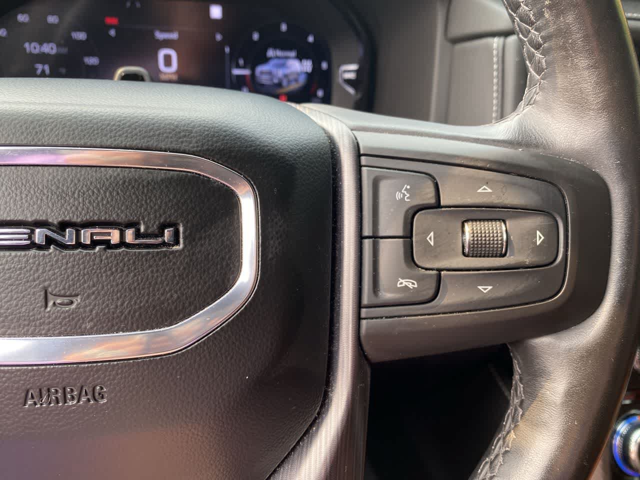 Used 2023 GMC Yukon XL Denali Ultimate AWD/4WD image 22