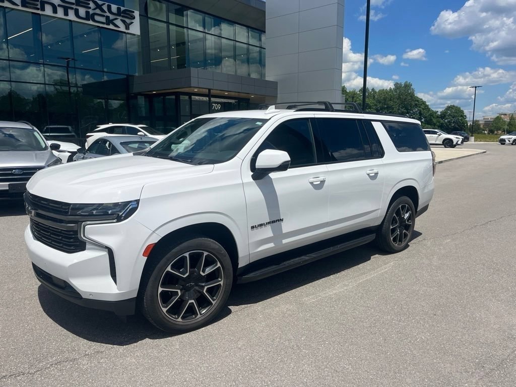 Used 2021 Chevrolet Suburban RST w/ Luxury Package AWD/4WD image 8