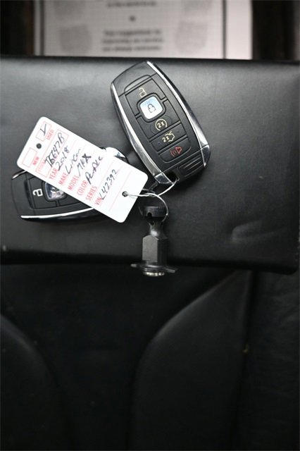 Used 2018 Lincoln MKX Reserve w/ Lincoln MKX Climate Package image 10