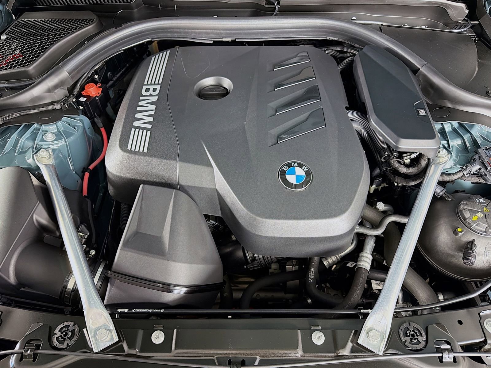 Certified 2024 BMW 530i w/ Premium Package RWD image 31
