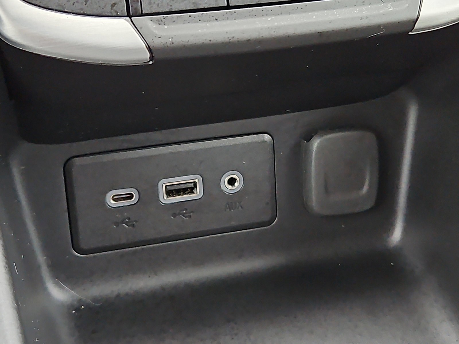 Certified 2023 GMC Terrain SLE w/ Driver Convenience Package image 23