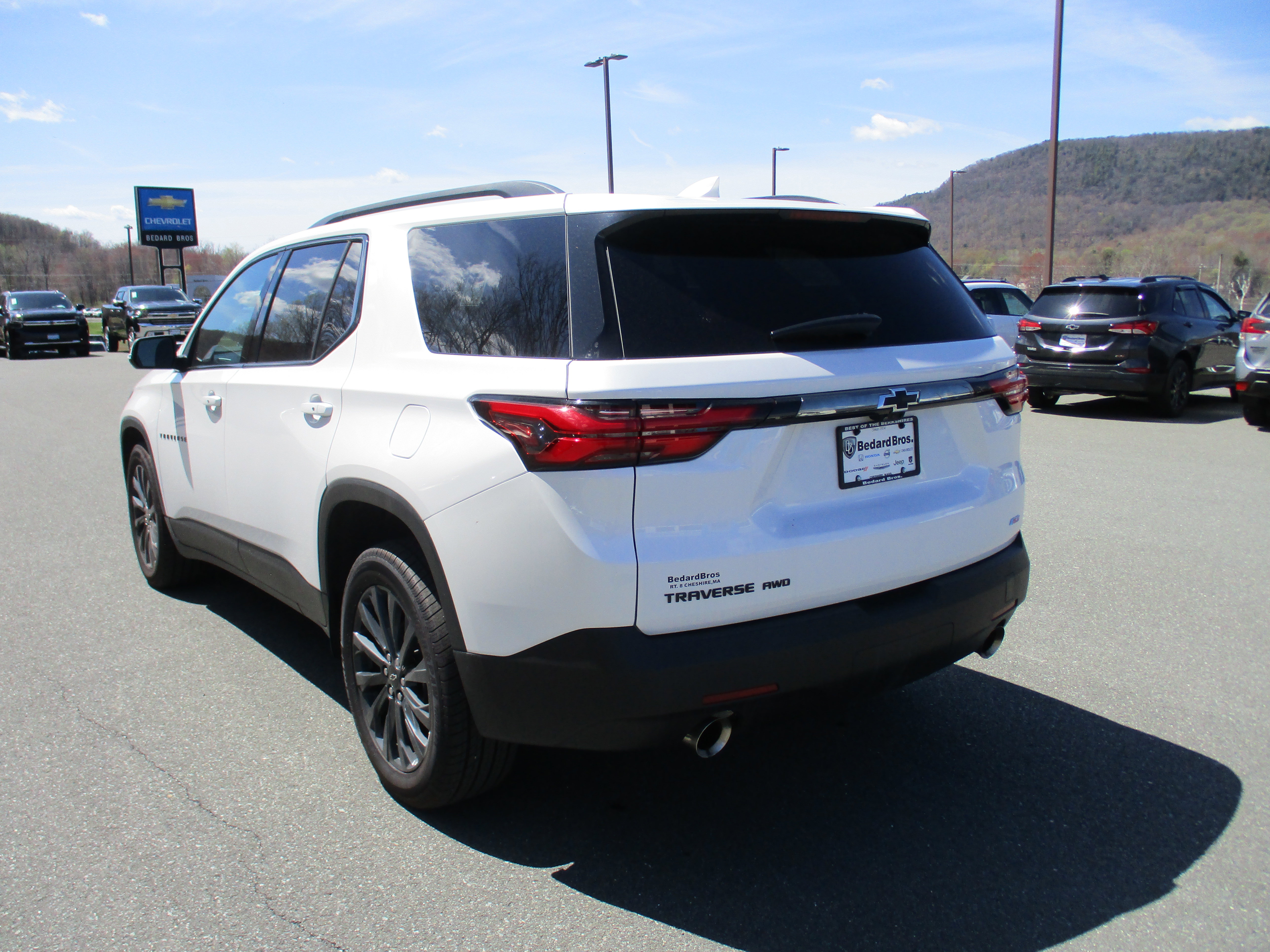 Certified 2023 Chevrolet Traverse RS AWD/4WD image 7