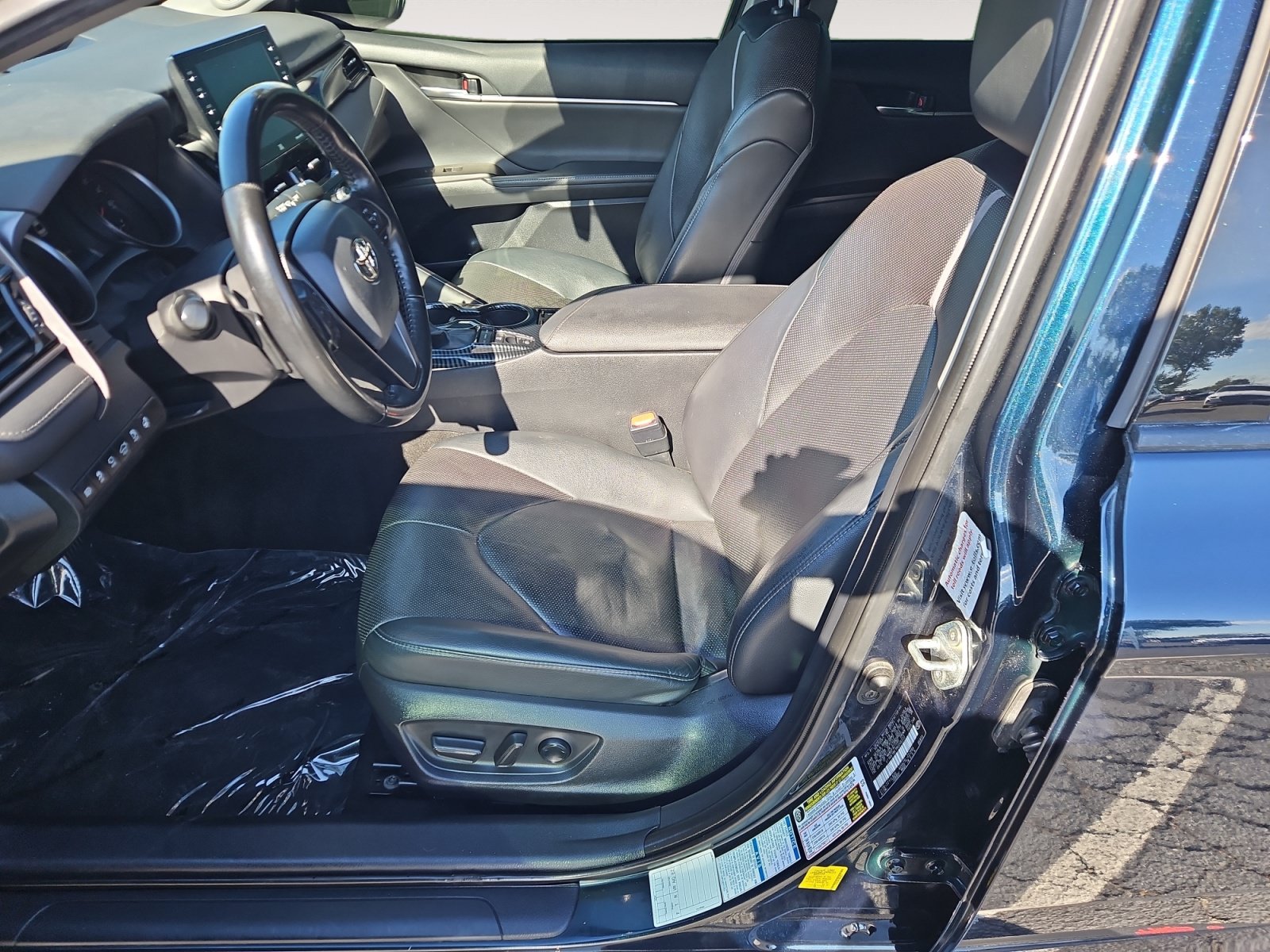 Used 2021 Toyota Camry XSE w/ Navigation Package AWD/4WD image 9