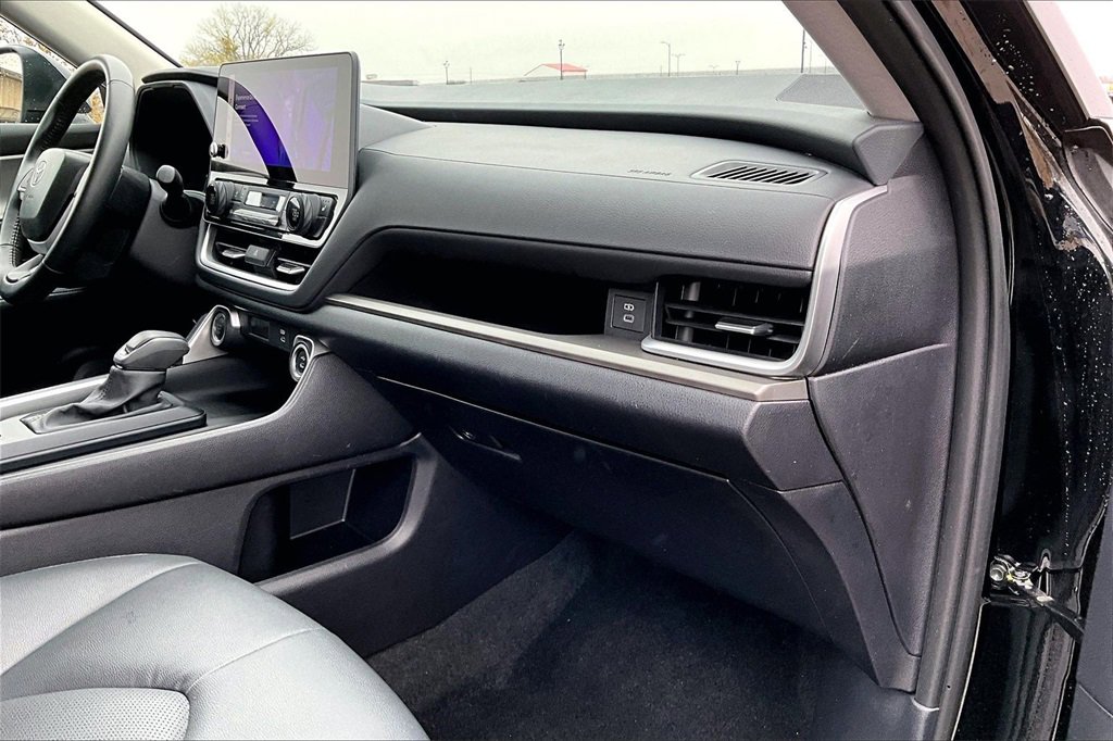 Used 2025 Toyota Grand Highlander XLE image 13