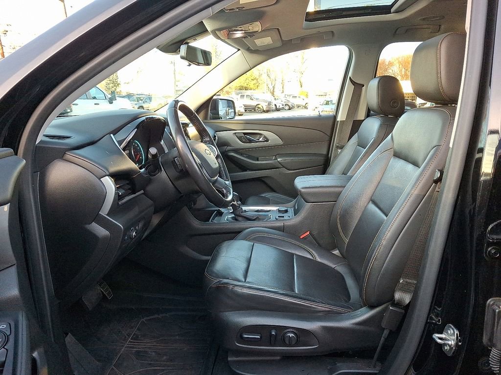 Used 2021 Chevrolet Traverse RS w/ LPO, Floor Liner Package image 14