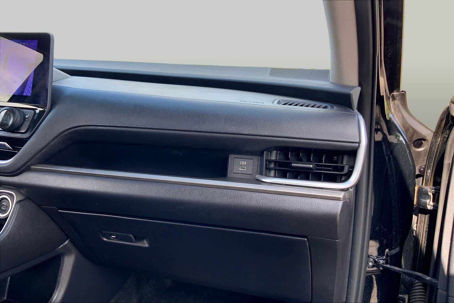 Used 2025 Toyota Grand Highlander AWD image 18