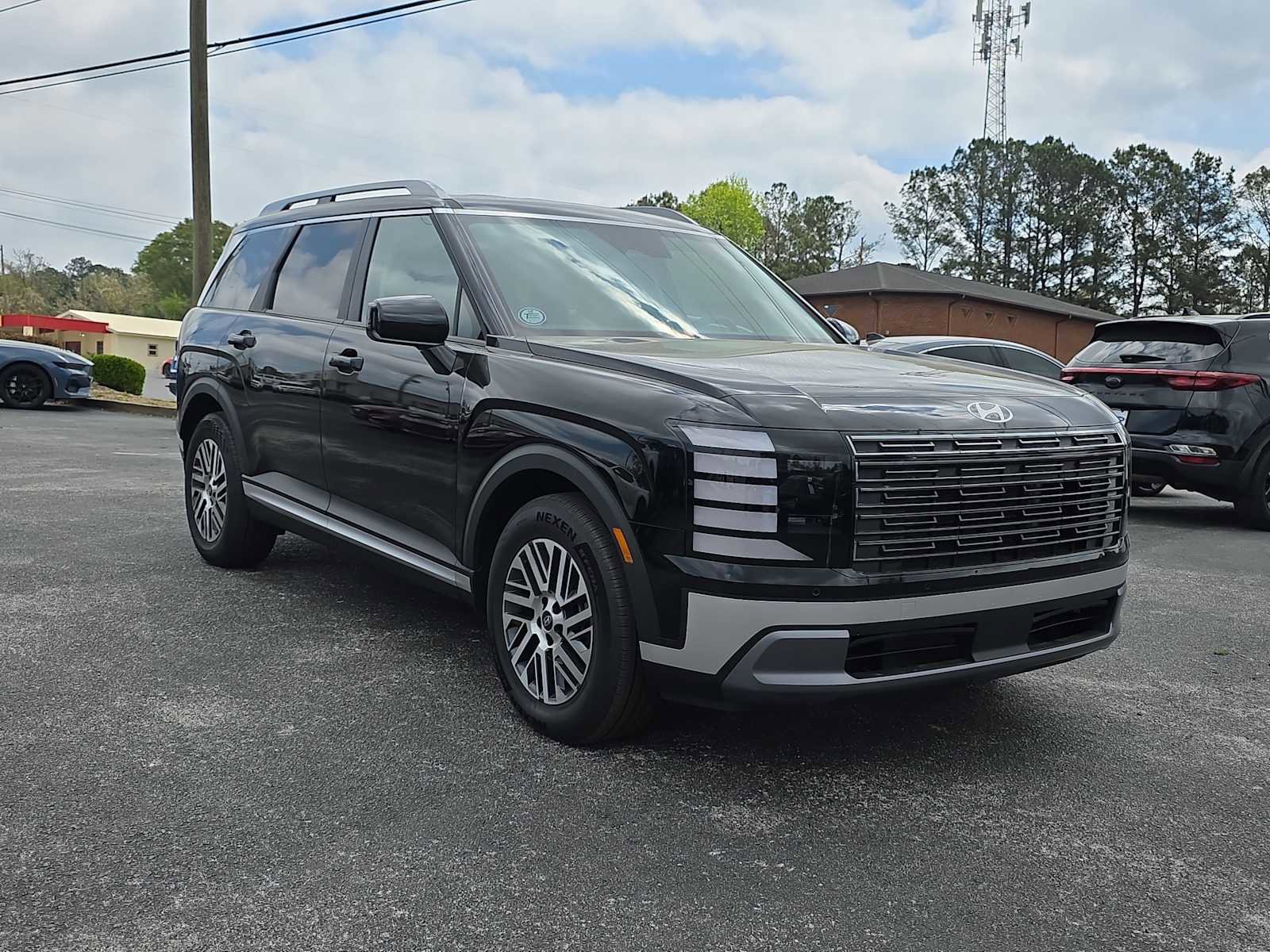 Certified 2026 Hyundai Palisade SEL FWD image 2