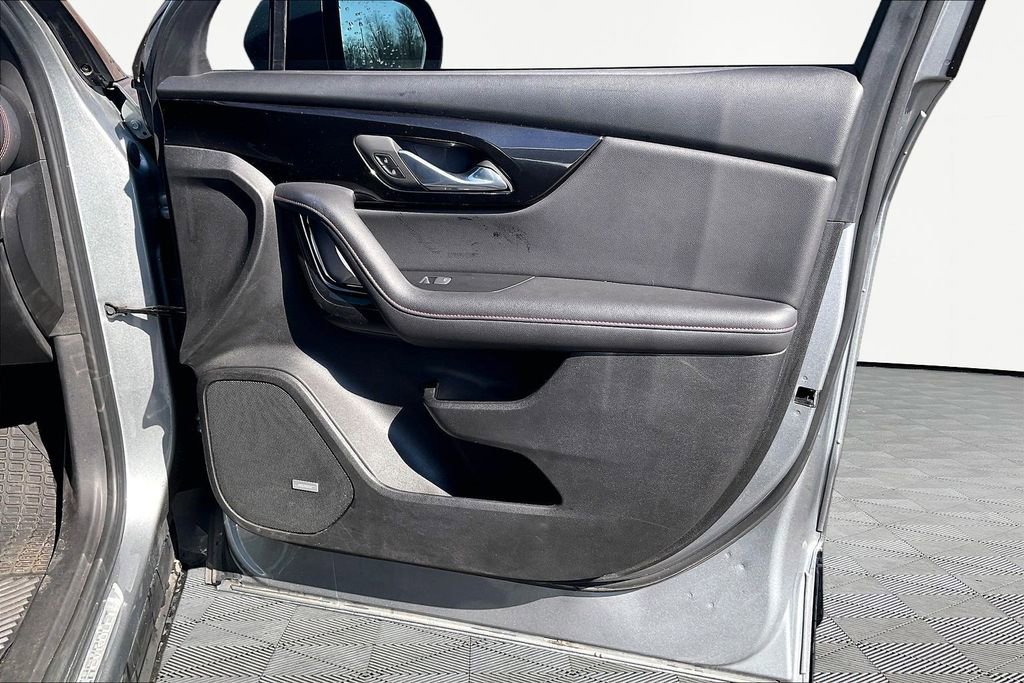 Used 2023 Chevrolet Blazer RS w/ Enhanced Convenience Package image 20