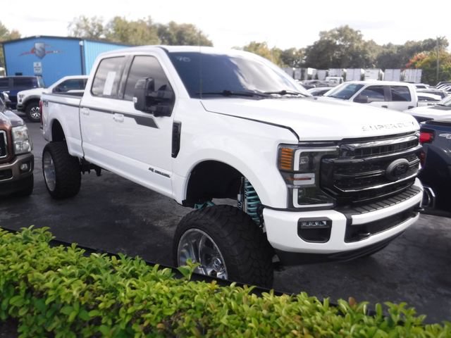 Used 2022 Ford F250 Lariat w/ Black Appearance Package AWD/4WD image 6