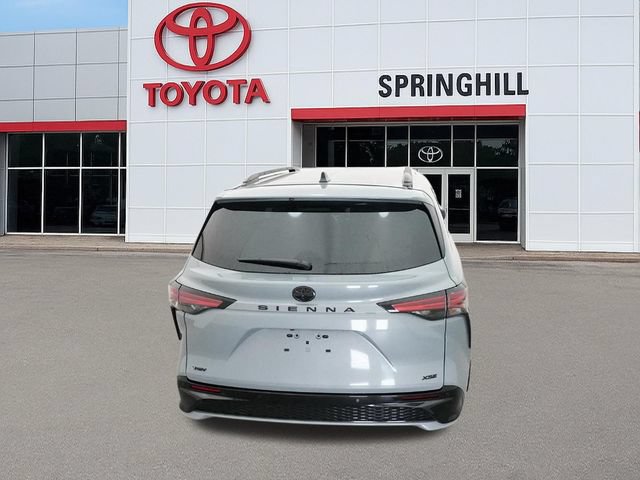New 2026 Toyota Sienna XSE FWD image 7